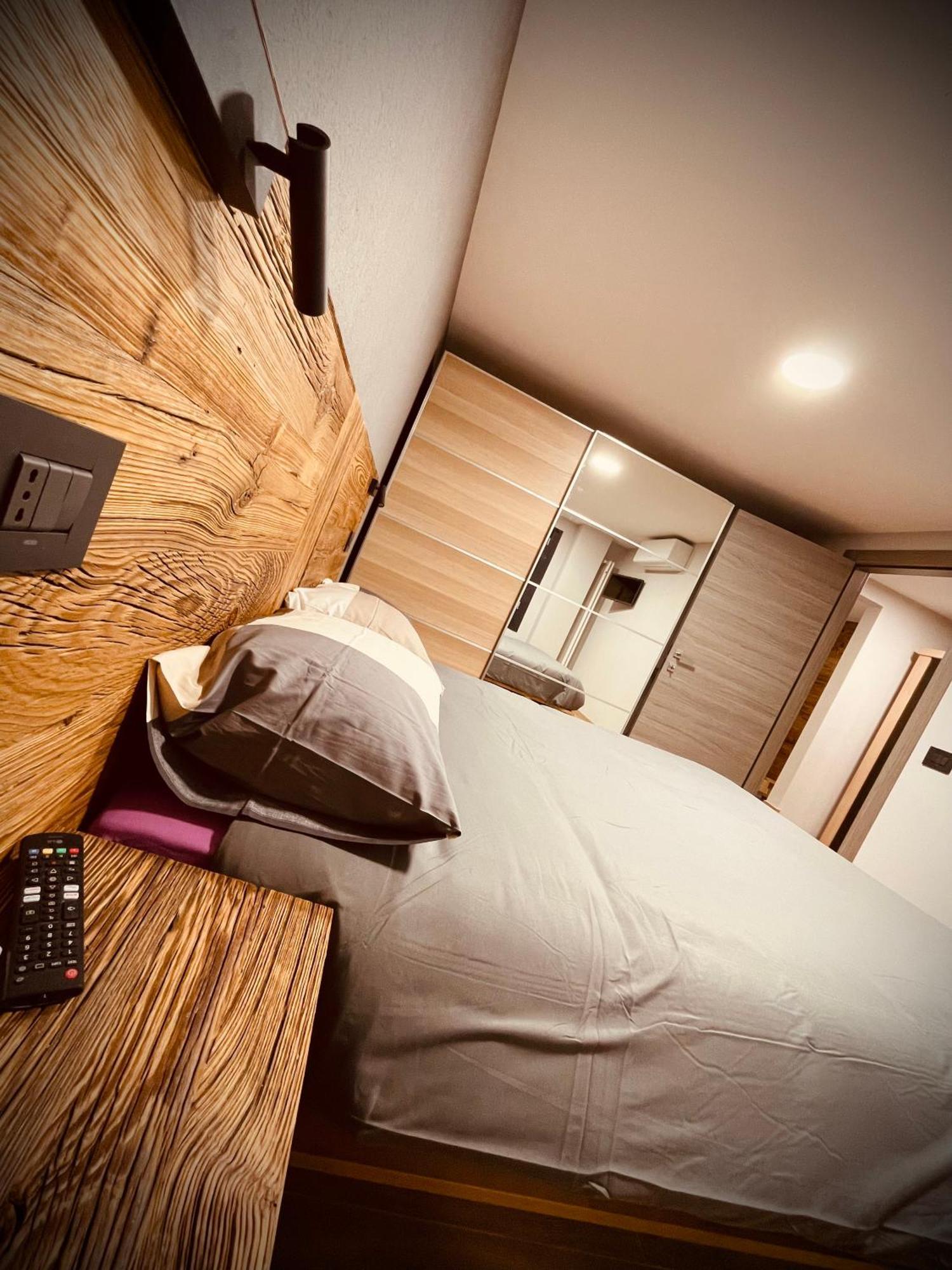 Apartmán Alpine Hut Pont-Saint-Martin Exteriér fotografie